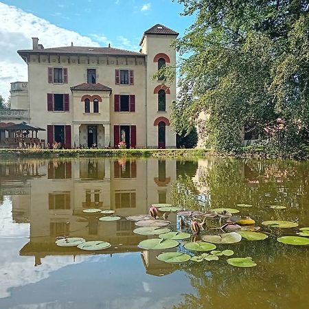 Domaine De Marchal - Chambres Et Table D'Hotes Celles-Sur-Durolle Exterior photo